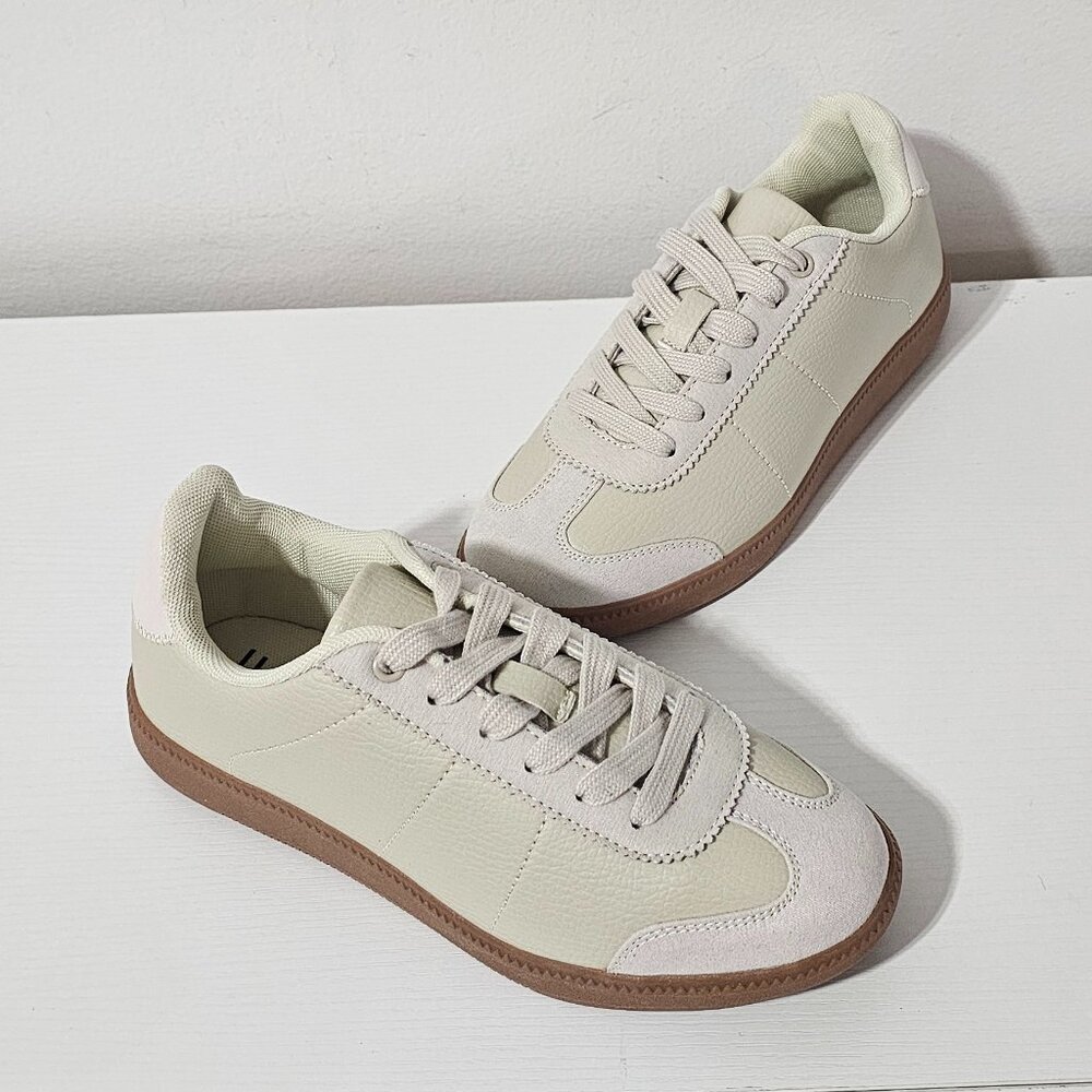 JustFab Portia Sneaker - Birch - Women’s Size 6 - LPN 0390 04 3636